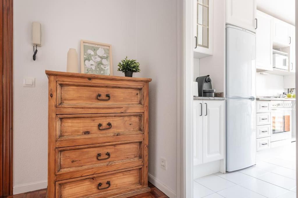 San Roman Apartment With Private Parking Santander Exterior photo